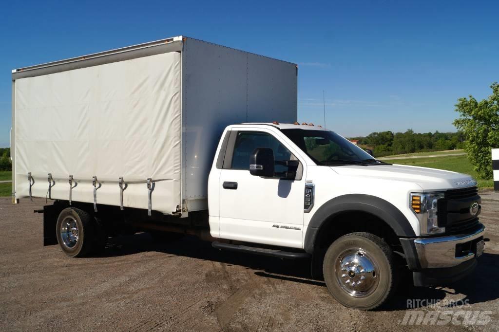 Ford F 450 XL SD Tovornjaki s ponjavo