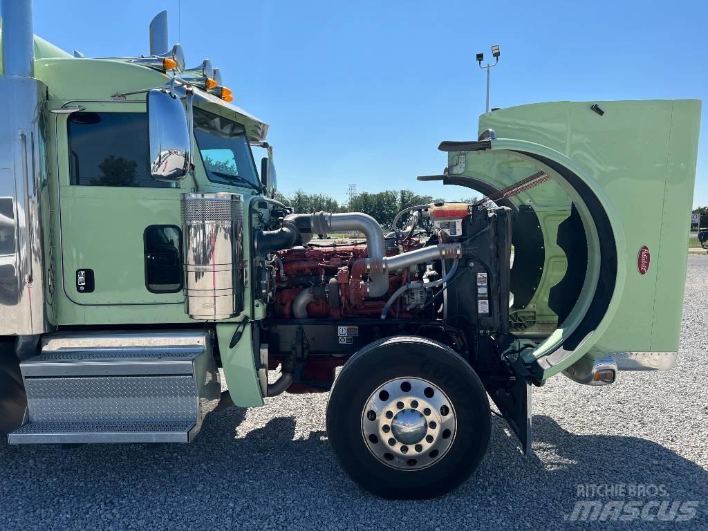 Peterbilt 389 Vlačilci