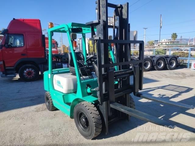 Mitsubishi FD 25 Dizelski viličarji