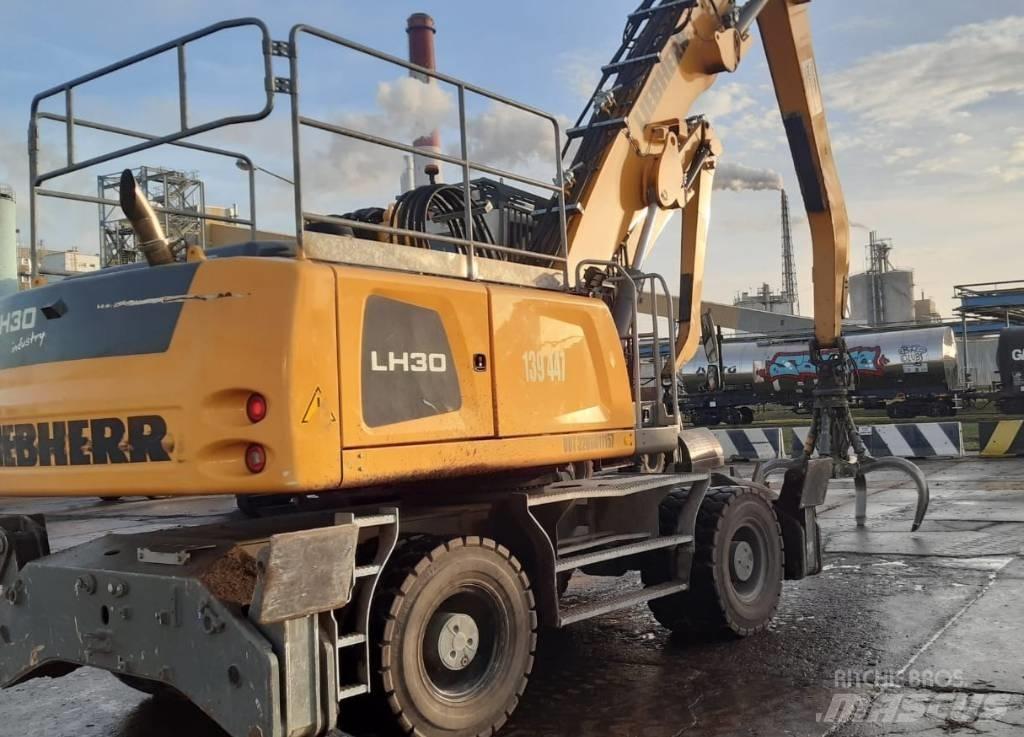 Liebherr LH 30 M Bagri za prekladanje primarnih/sekundarnih surovin