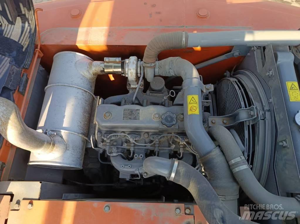 Hitachi ZX 160 Bagri goseničarji