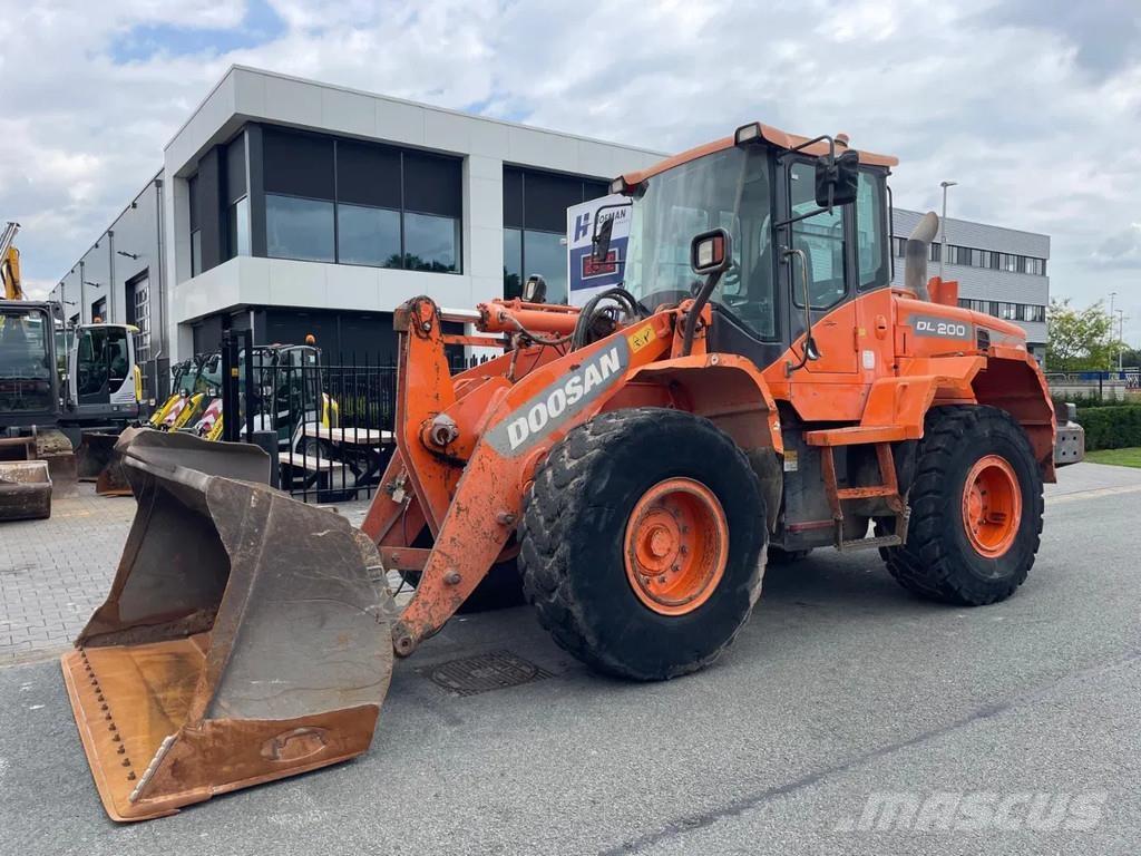 Doosan DL200-3 | A/C Kolesni nakladalci