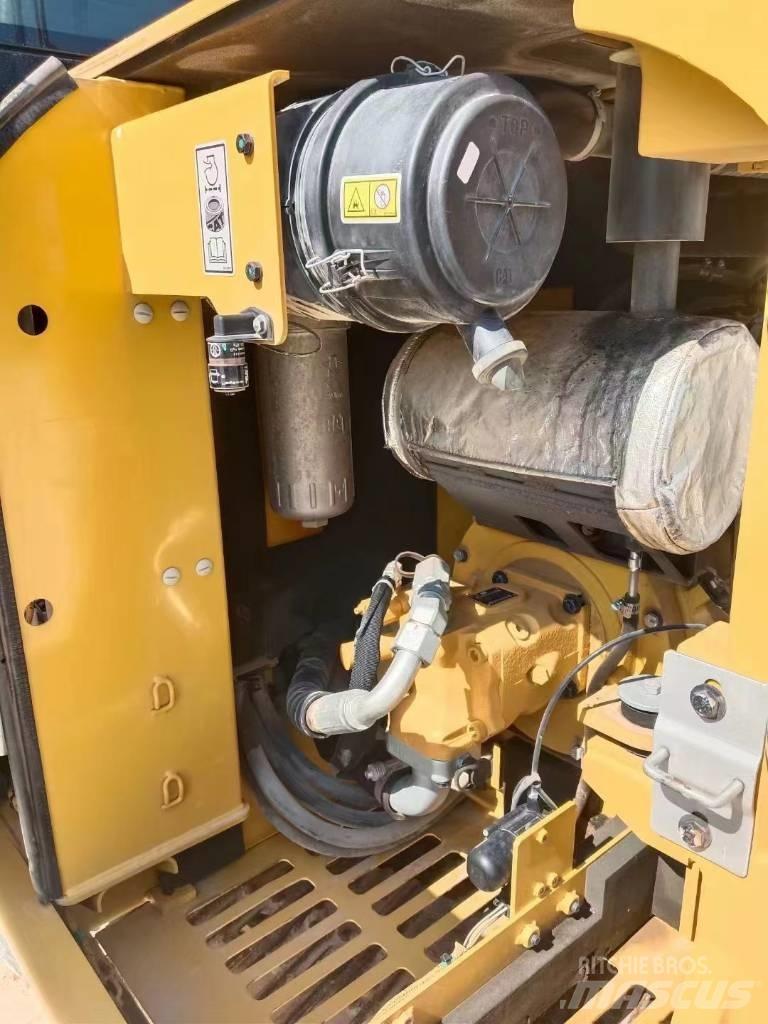 CAT 305.5 E2 Mini bagri <7t