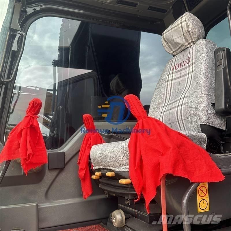 Volvo EC210 Bagri goseničarji