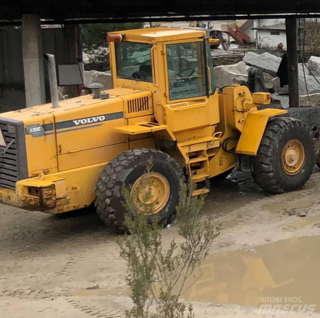 Volvo L 90 C Kolesni nakladalci