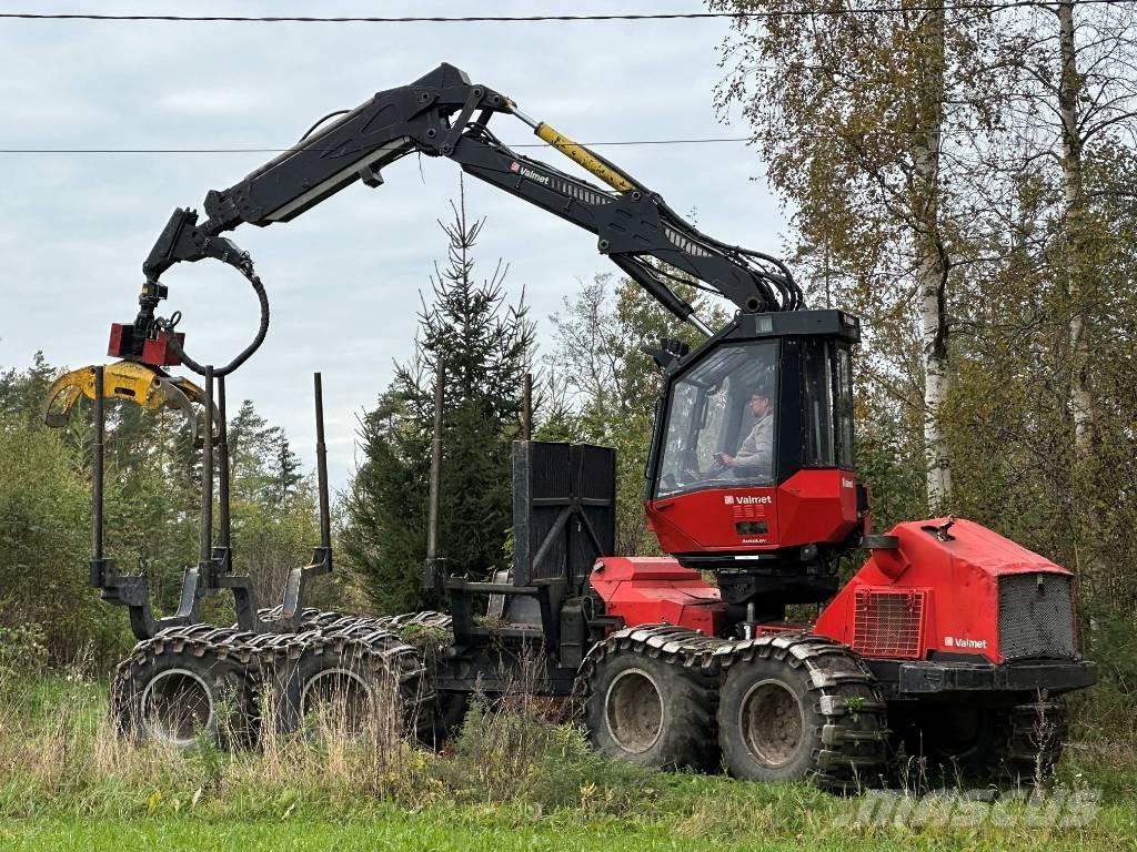 Valmet 801 Combi Harwarderji