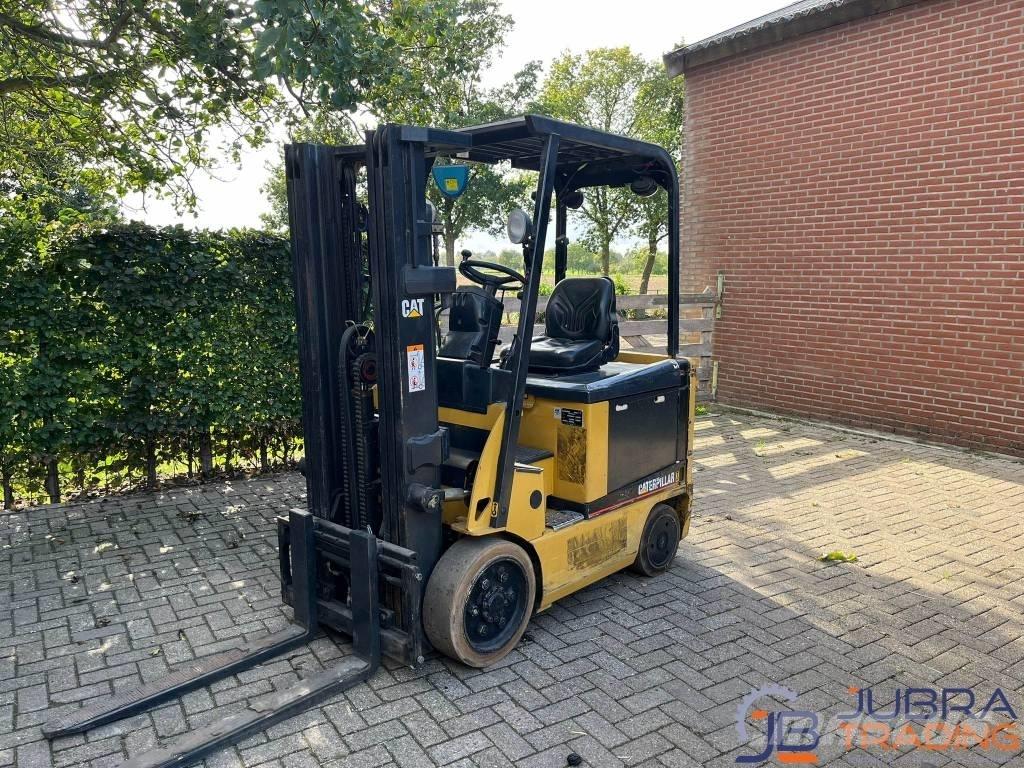 CAT EC25N Električni viličarji