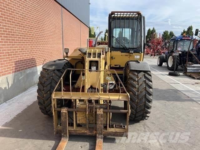 CAT TH62 Kmetijski teleskopski nakladalci