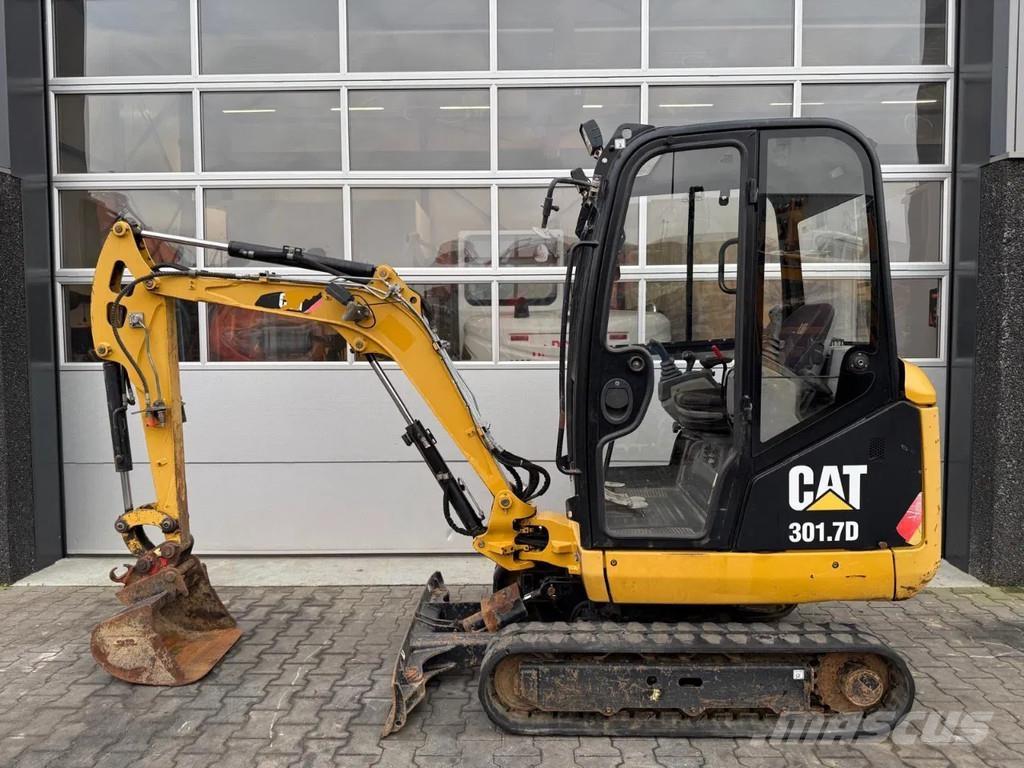 CAT 301.7D Mini bagri <7t