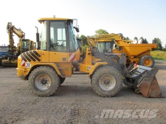 Volvo L 30 B Kolesni nakladalci