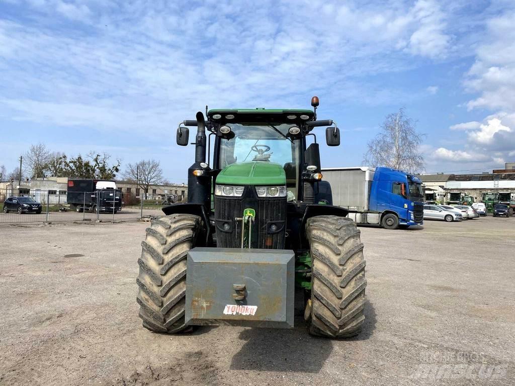 John Deere 7310R Traktorji