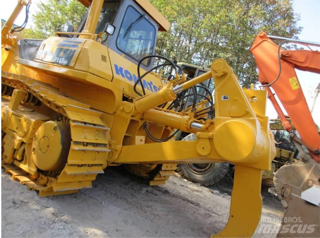 Komatsu D 155 A-1 Buldožerji goseničarji