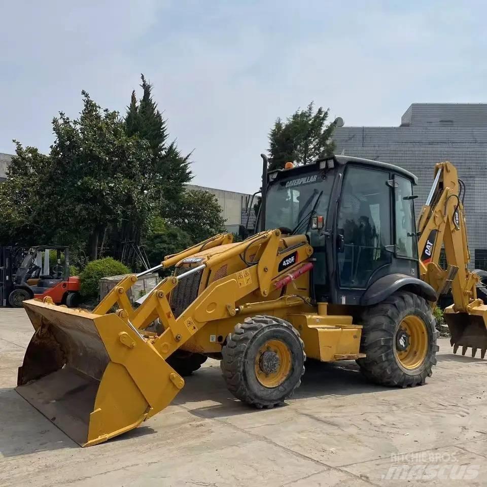 CAT 420 F Rovokopači