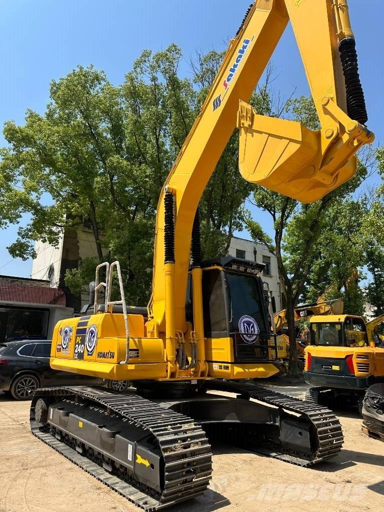Komatsu PC 240 Bagri goseničarji