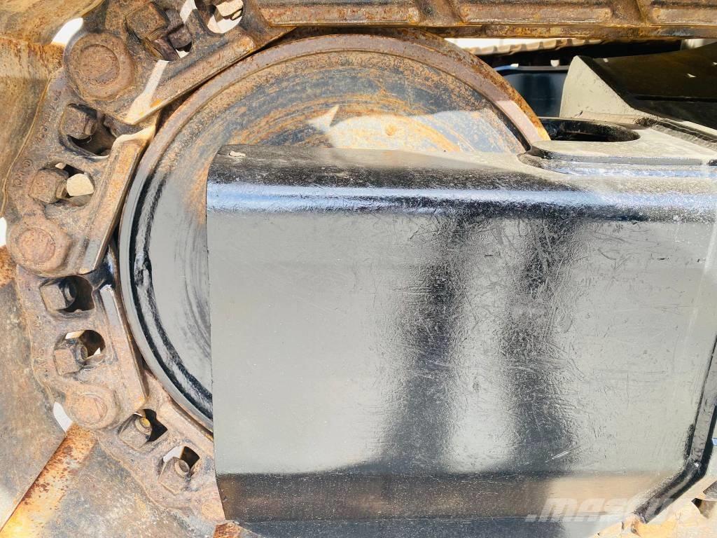 CAT 317 Bagri goseničarji