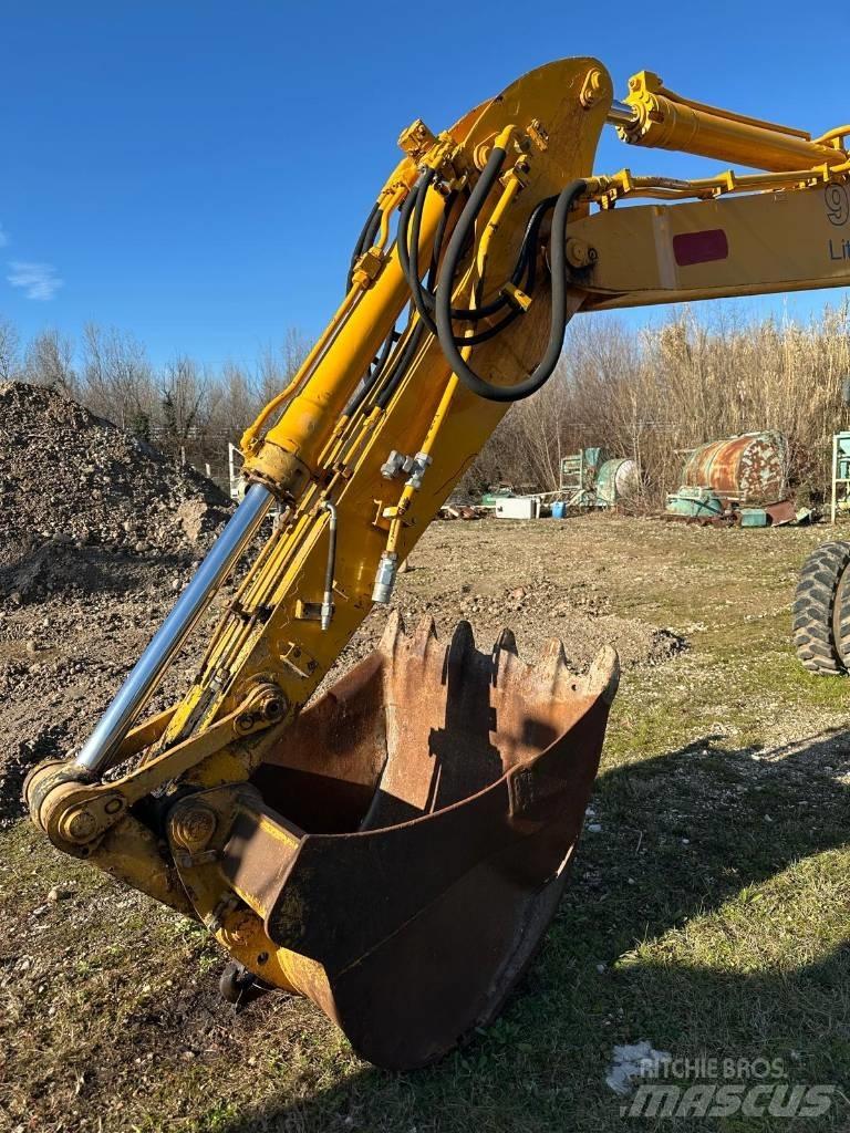 Liebherr 902 Bagri na kolesih