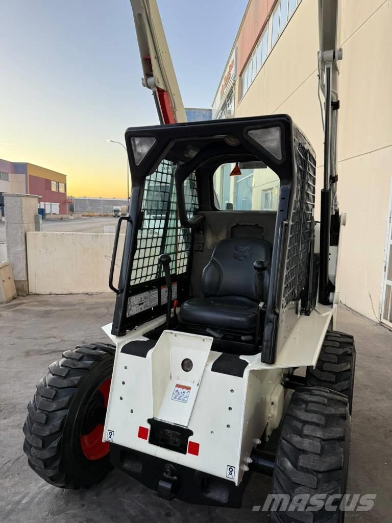 Bobcat S 130 Skid steer mini nakladalci
