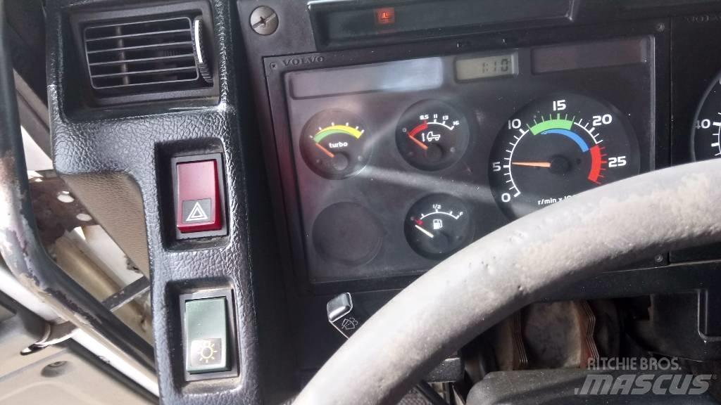 Volvo F16 Tovornjaki cisterne