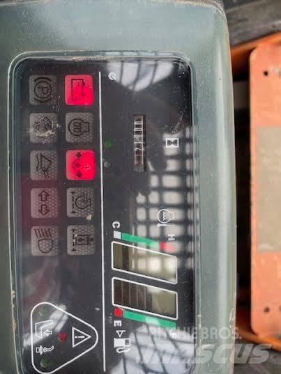 Komatsu SK 714-5 Druge komponente