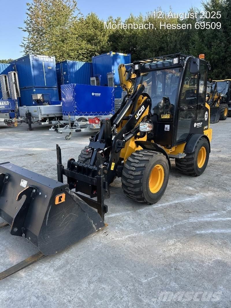 JCB 403 Kolesni nakladalci