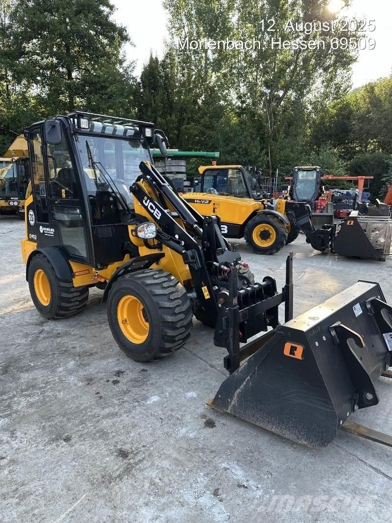 JCB 403 Kolesni nakladalci