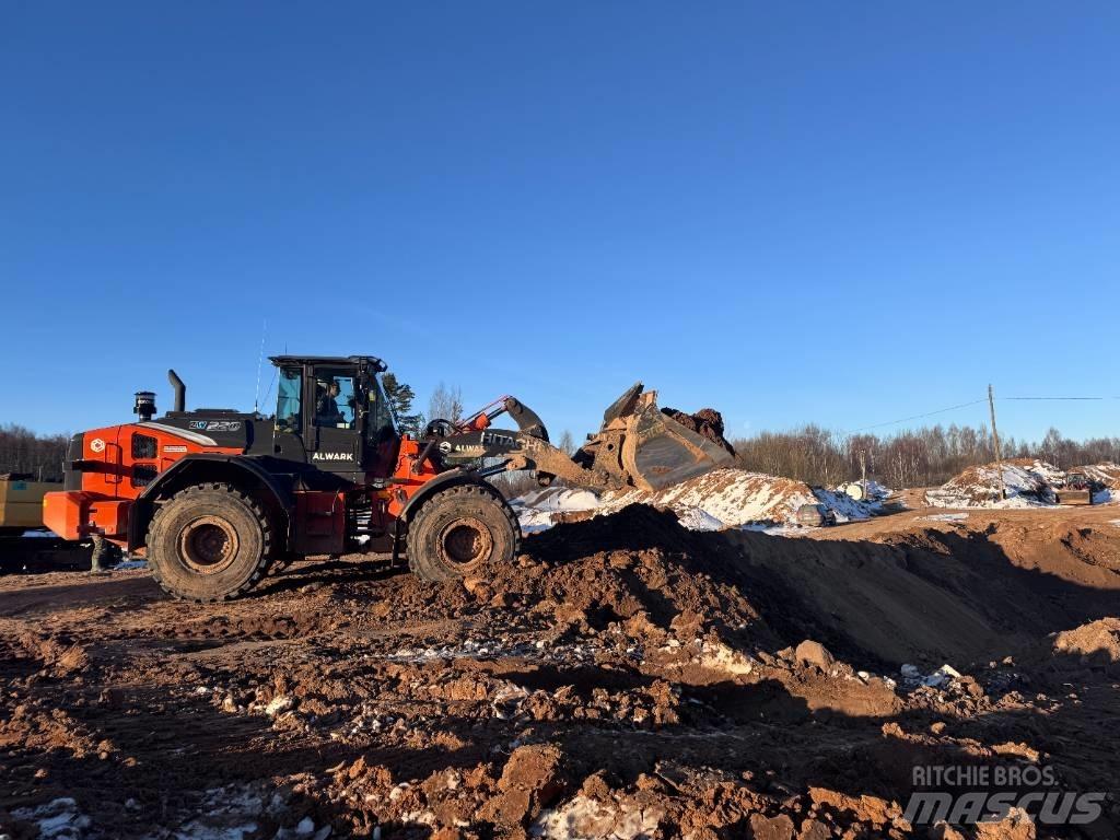 Hitachi ZW 310-7 Kolesni nakladalci
