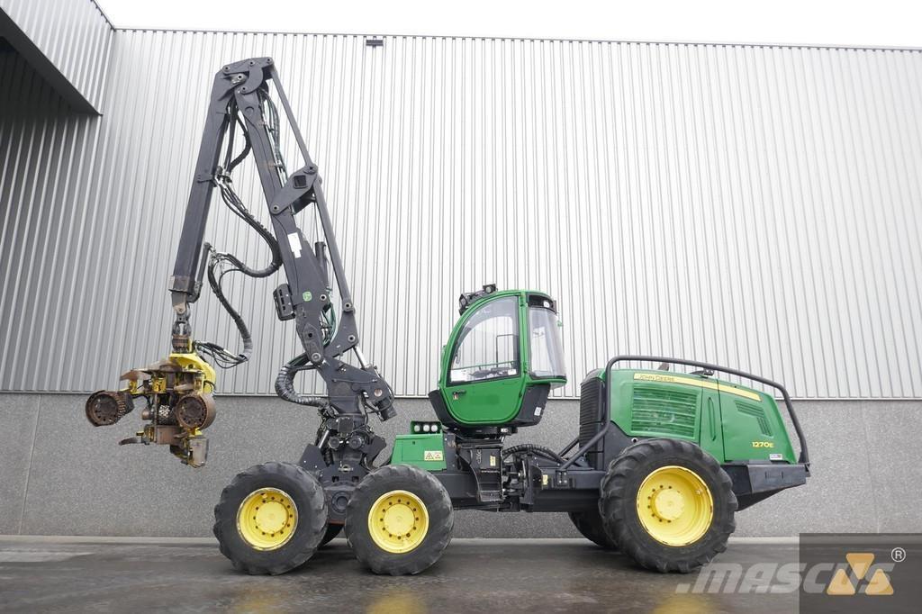 John Deere 1270E Harvesterji