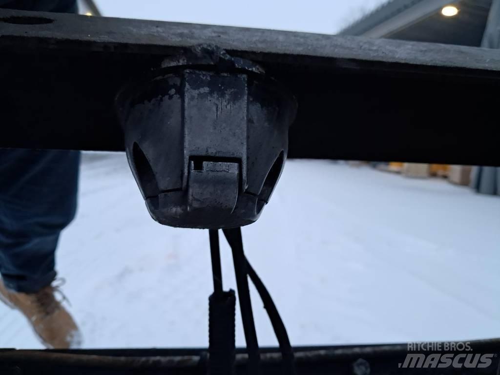 JCB 418 K Kolesni nakladalci