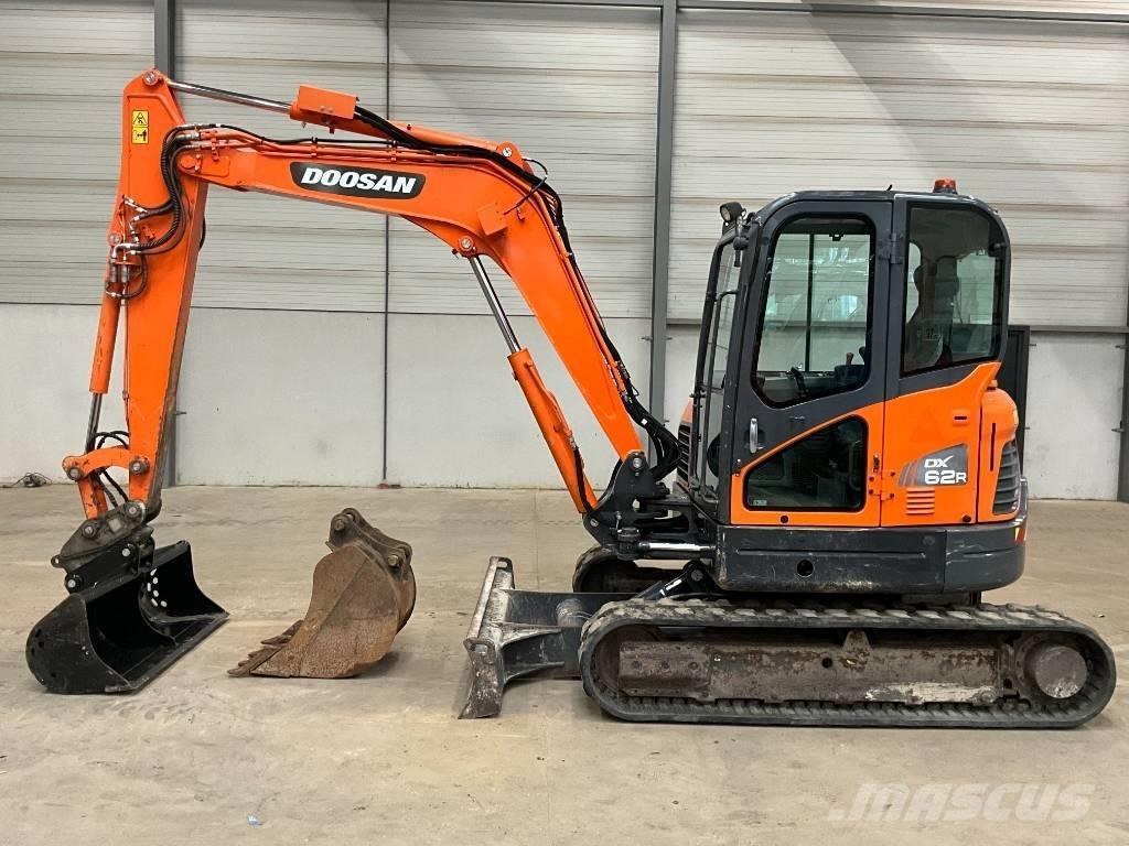 Doosan DX 62 R-3 Mini bagri <7t