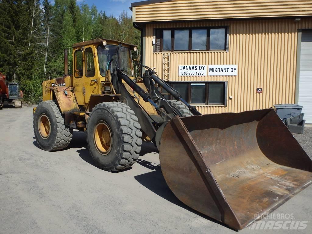 Volvo BM 4400 Kolesni nakladalci
