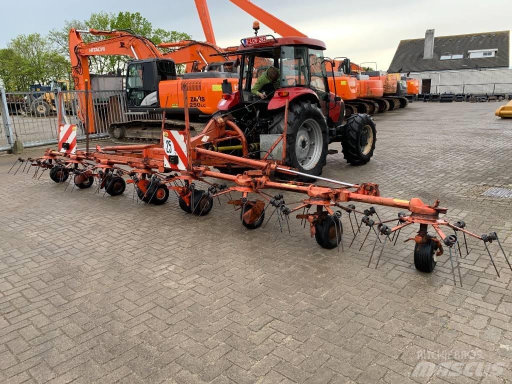 Kuhn 8 Poten Obračalniki in zgrabljalniki