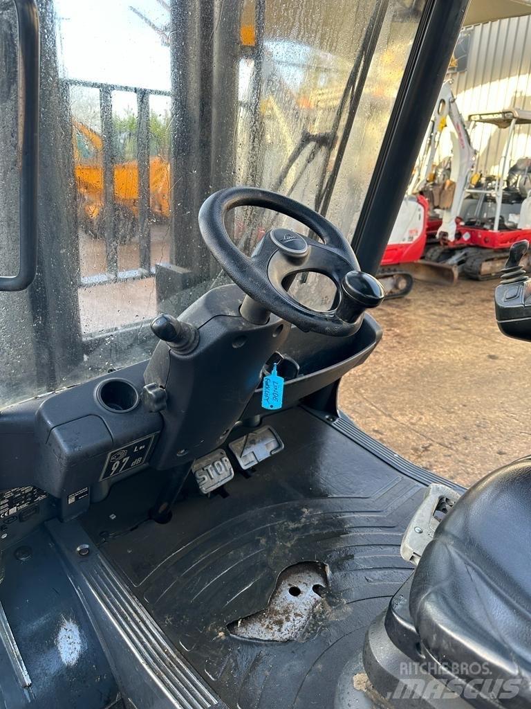 Linde H 35 D Dizelski viličarji