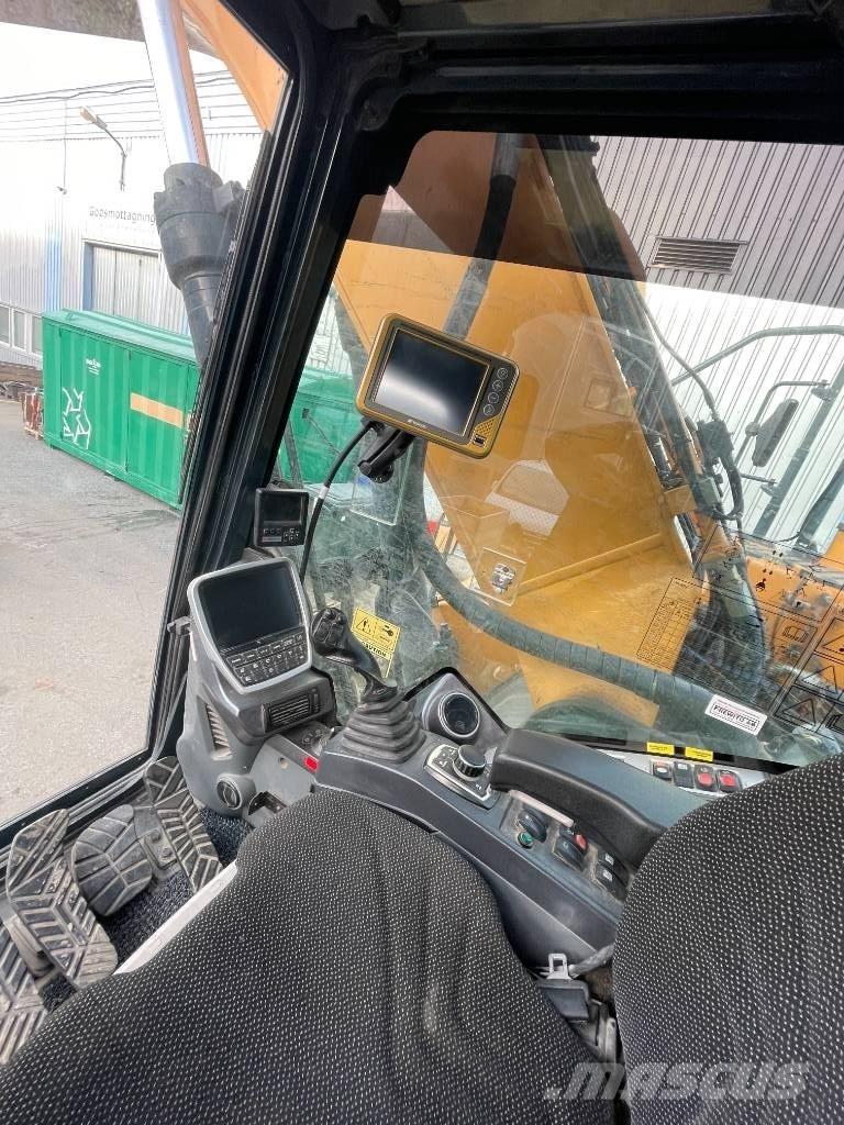 Hyundai HX 260 L Bagri goseničarji