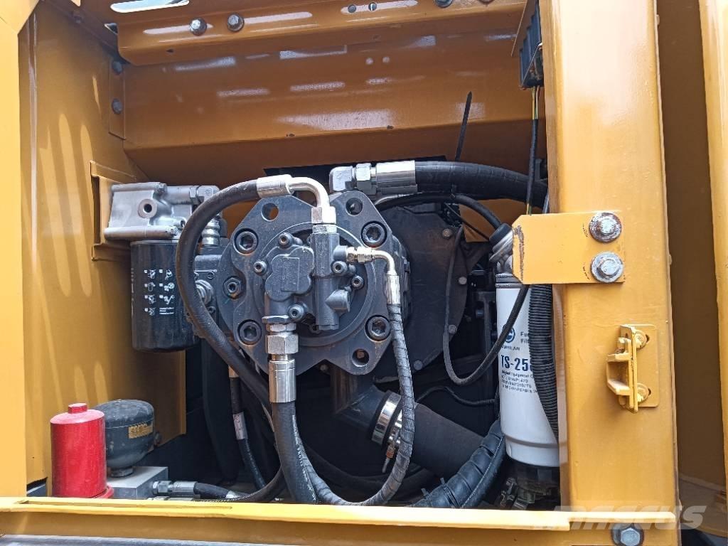 XCMG XE 215 DA Bagri goseničarji