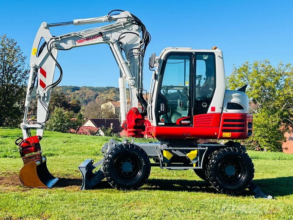 Takeuchi TB 295 W Bagri na kolesih