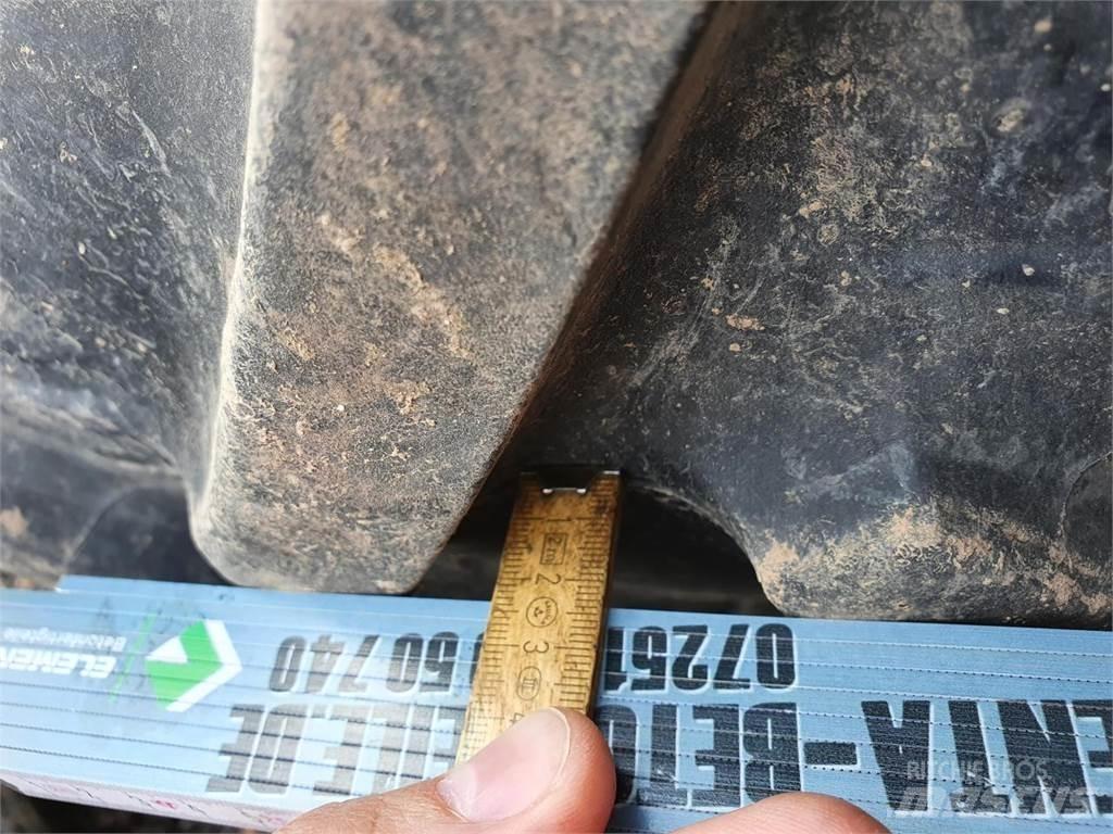 BKT 270/95R48 x2 Gume, kolesa in platišča