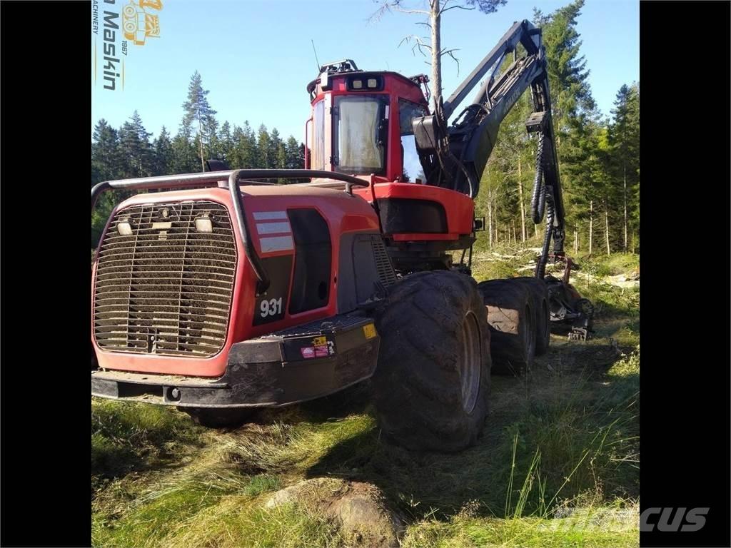 Komatsu 931 Harvesterji