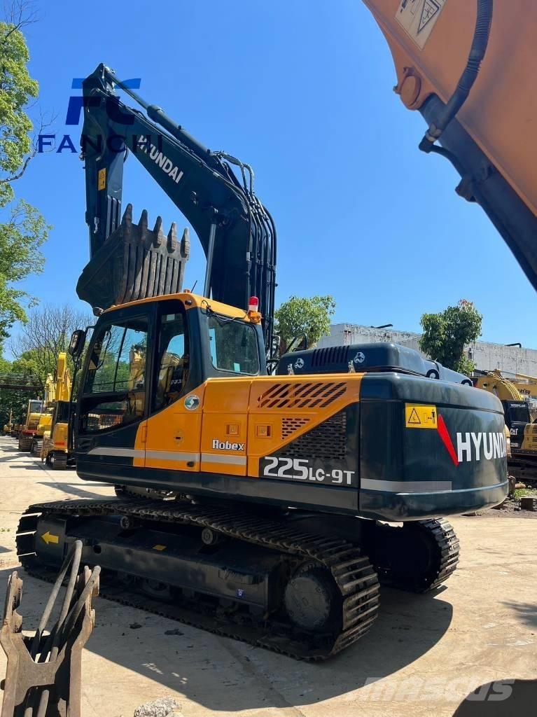 Hyundai 225LC-9t Bagri goseničarji