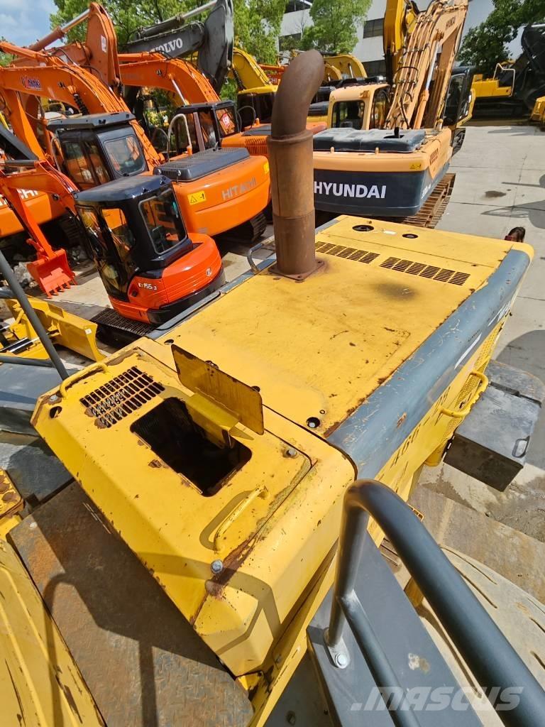 Komatsu WA 500 Kolesni nakladalci