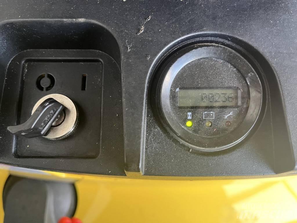 Hyster S1.0E Električni nizko dvižni viličar