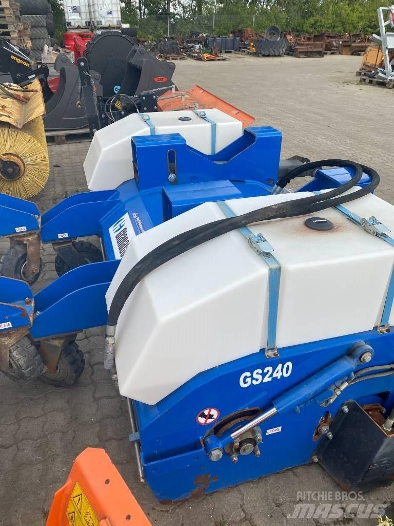  Multi Sweep 2400 mm Cestni pometači