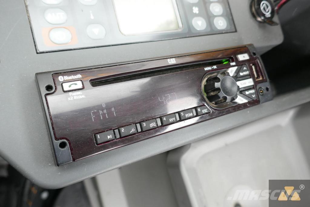 CAT 325F LCR Bagri goseničarji