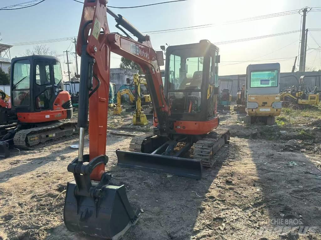 Kubota U 35 Mini bagri <7t