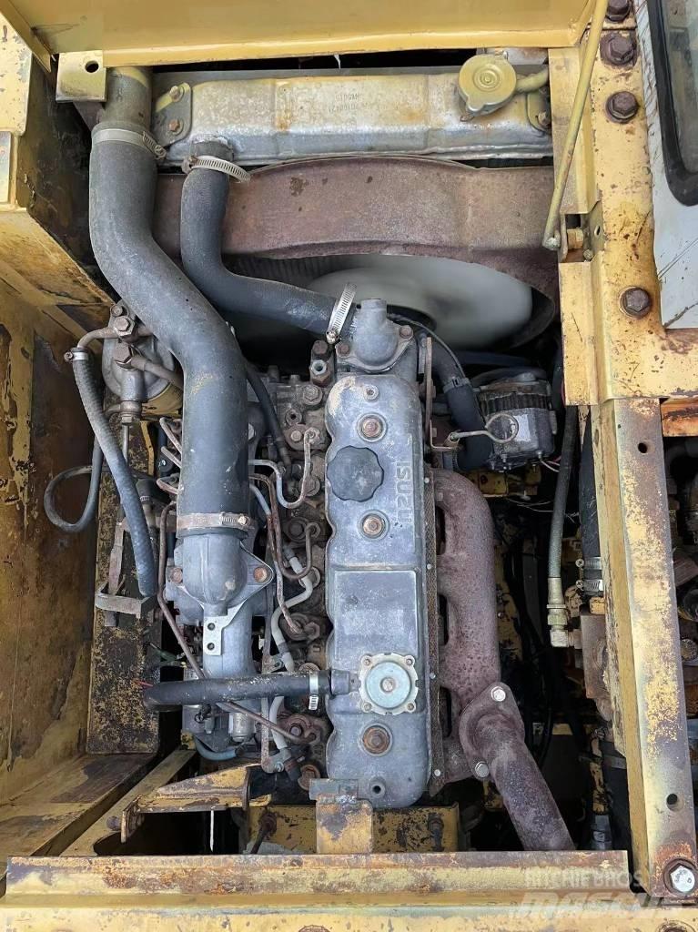 Sumitomo S160 Bagri goseničarji