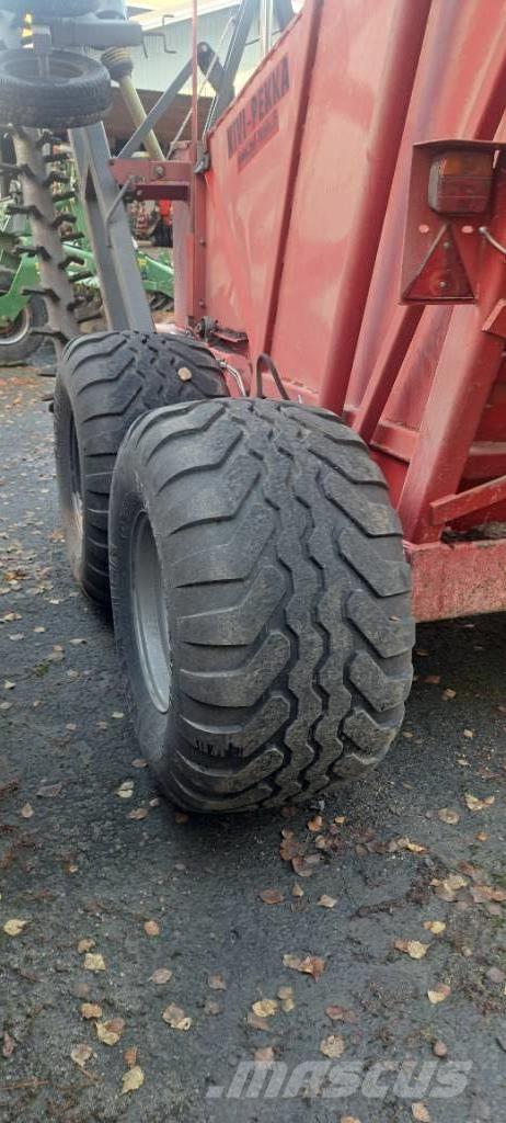 Kivi-Pekka KP 5 Pobiralci kamenja