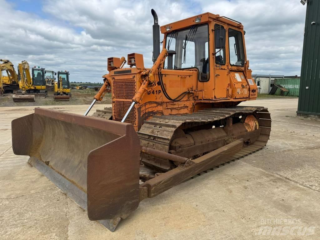 Komatsu D 41 P-3 Buldožerji goseničarji