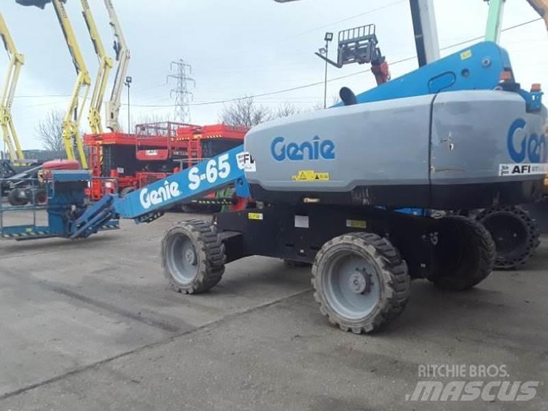 Genie S65S Teleskopske dvižne ploščadi