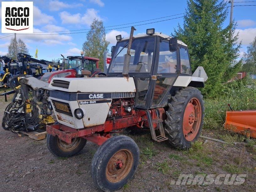 Case IH 1490 Traktorji