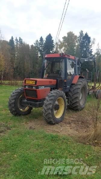 Case IH 845 XL Traktorji