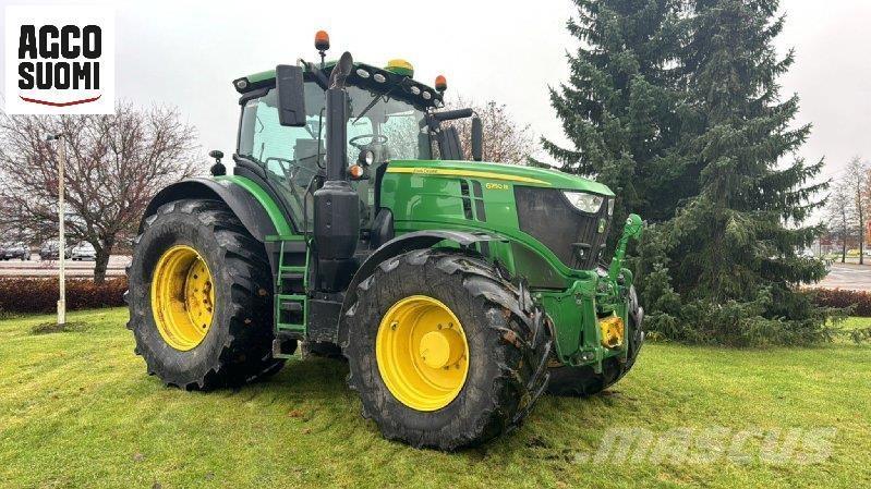 John Deere 6250 R Traktorji